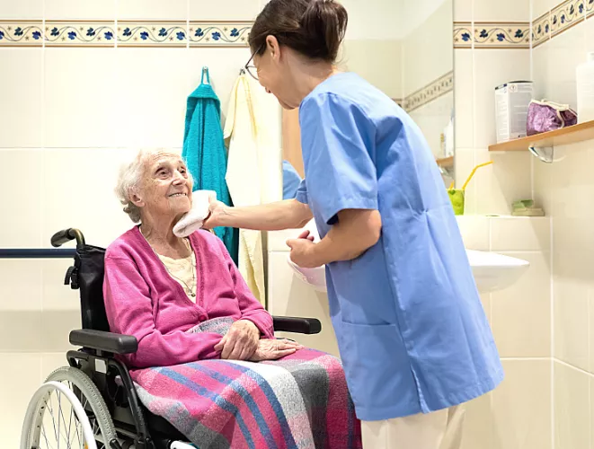 Сиделка на дом Услуги сиделки на дом